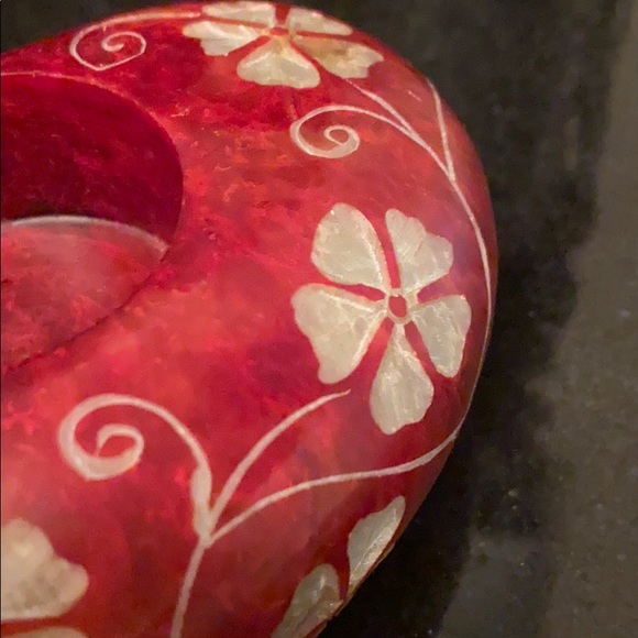 Red Soapstone candle holder ❤️ - Picture 4 of 7